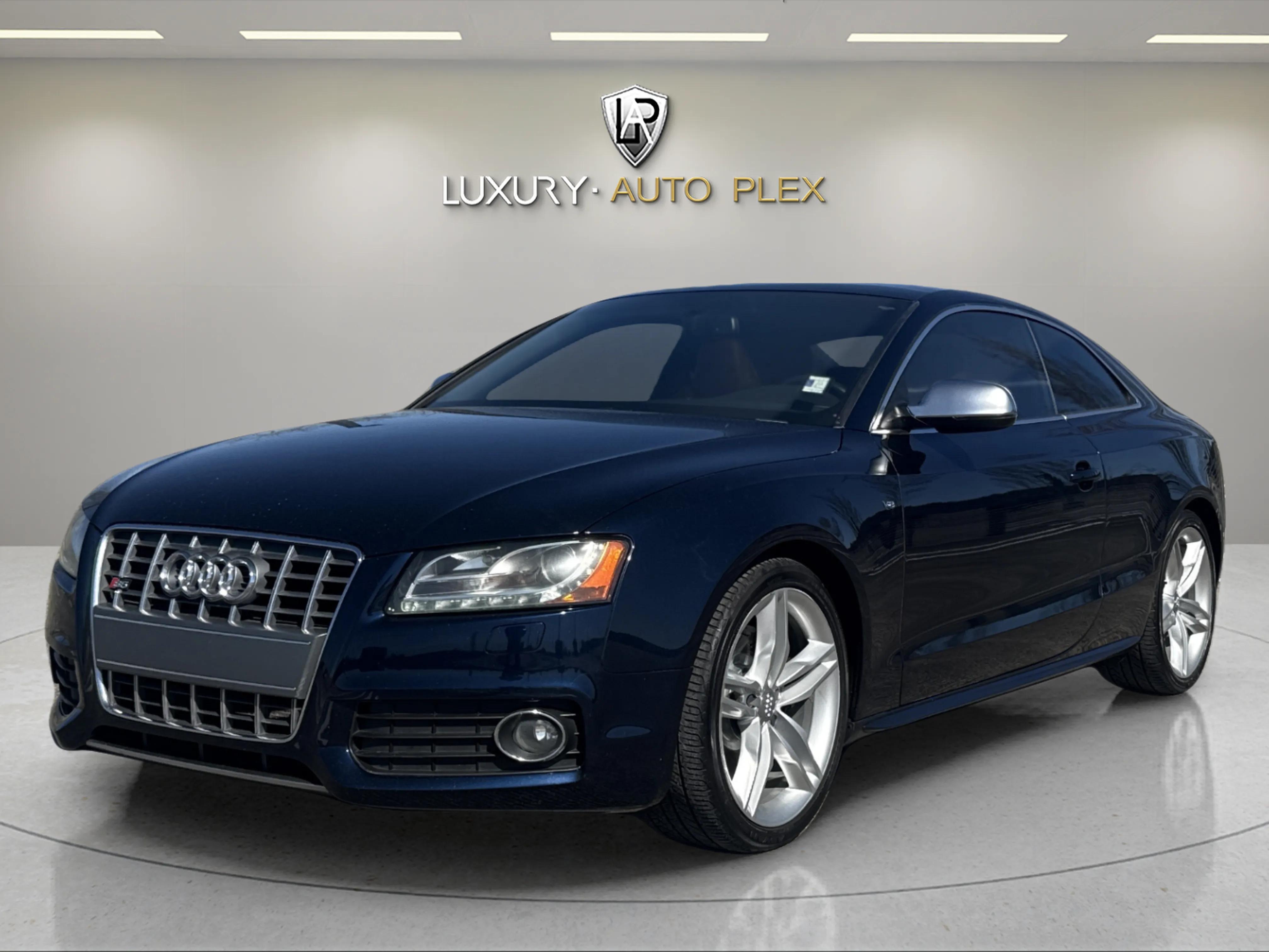 2011 Audi S5 4.2 quattro Tiptronic Premium Plus's photo