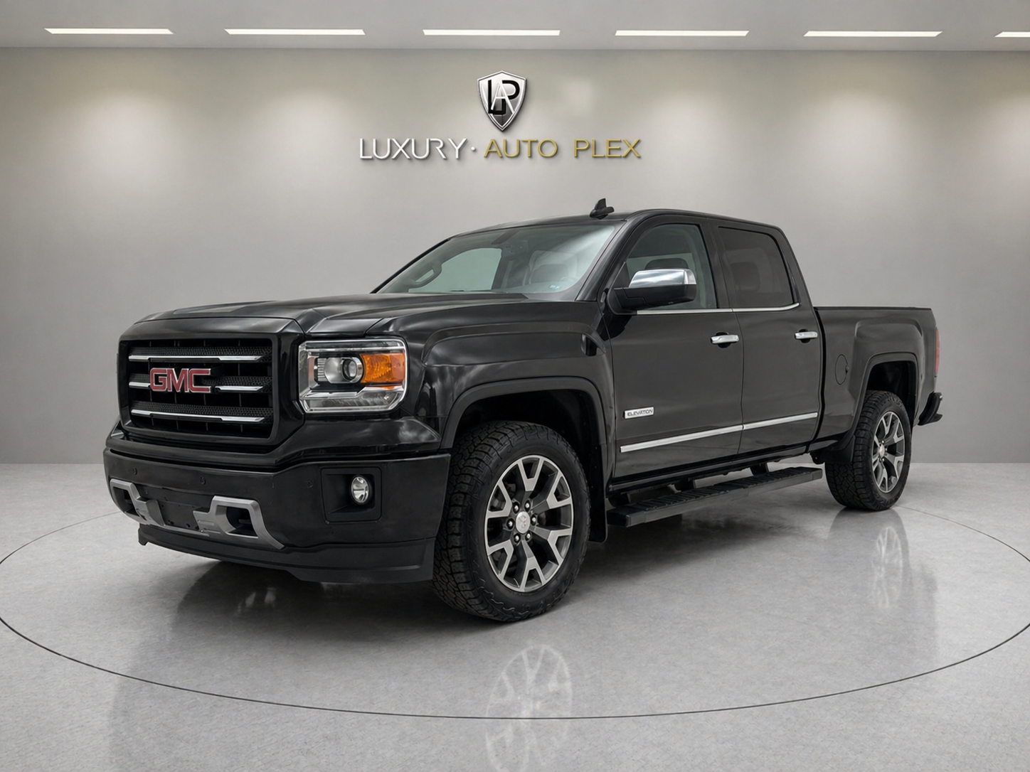 2015 GMC Sierra 4WD Double Cab SLT SWB's photo