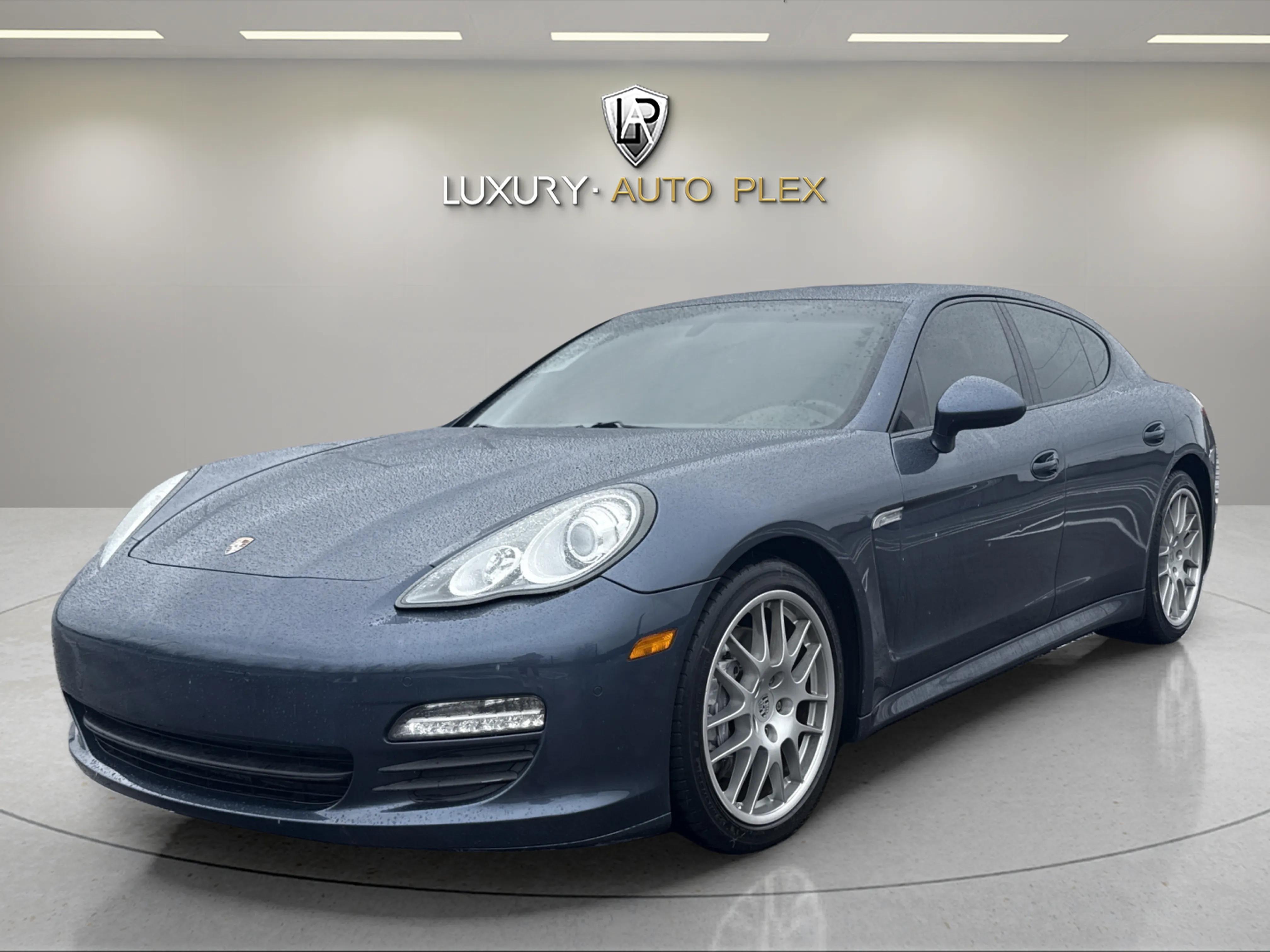 2012 Porsche Panamera Base