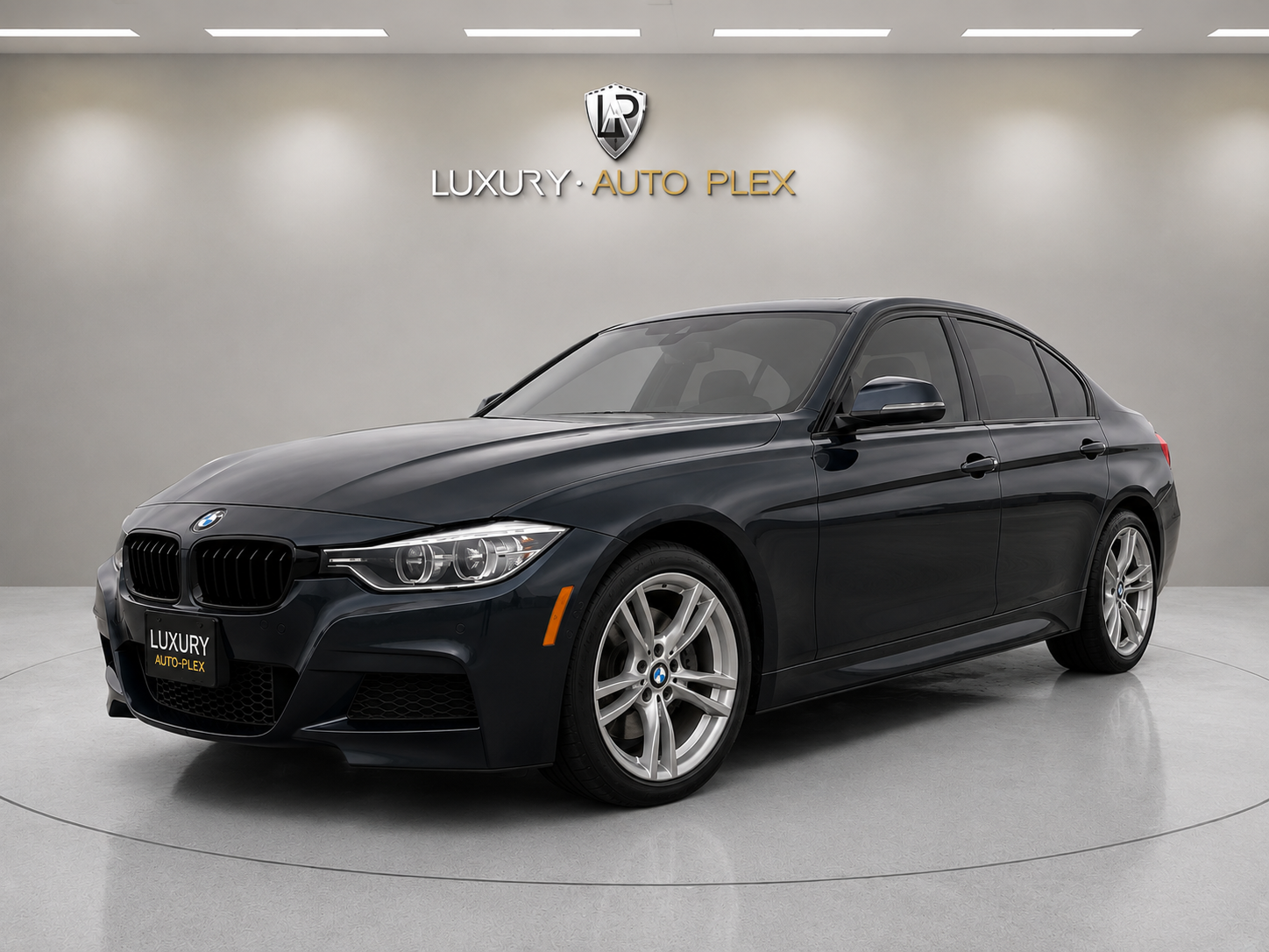 2013 BMW 3 Series 335i xDrive Sedan's photo
