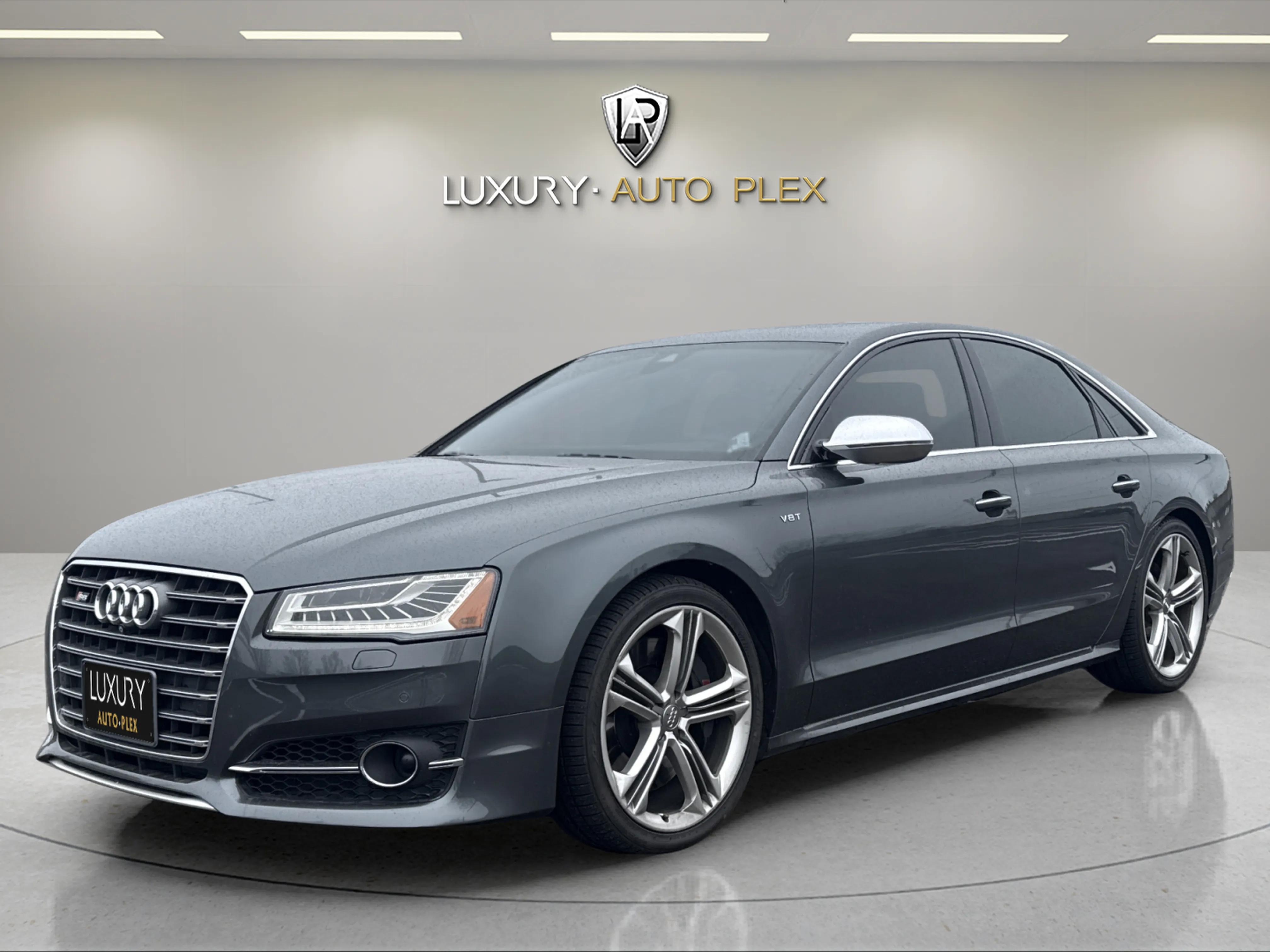 2015 Audi S8 Base