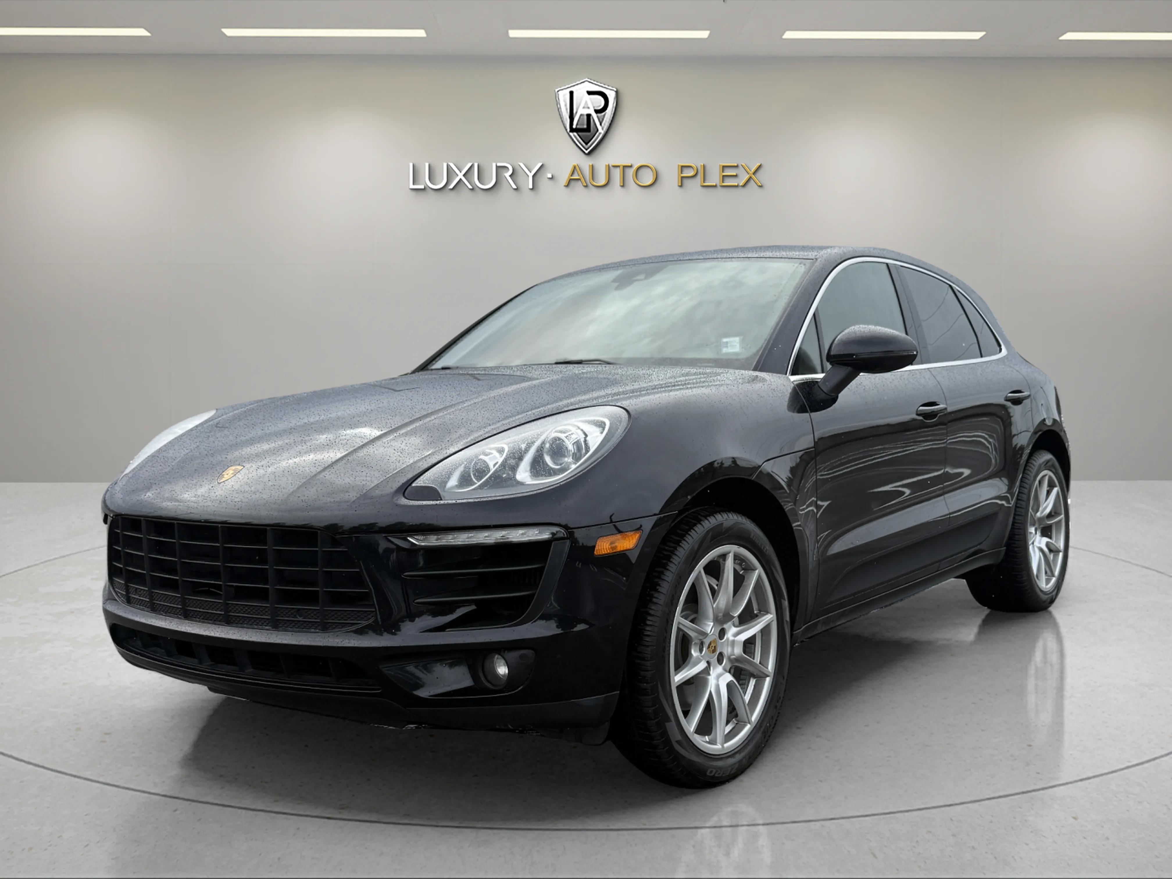 2017 Porsche Macan