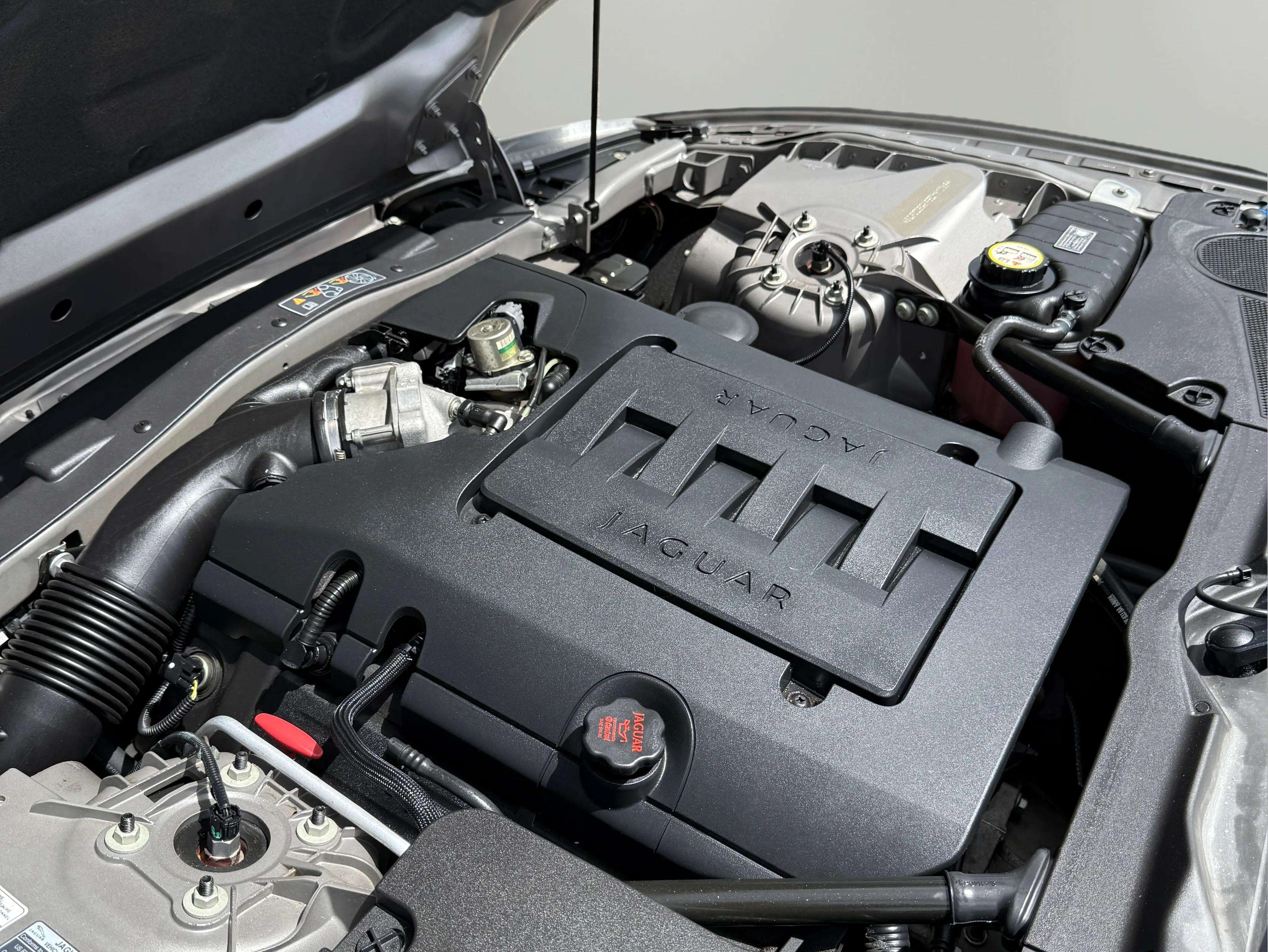 2009 Jaguar XK Series - Photo 19