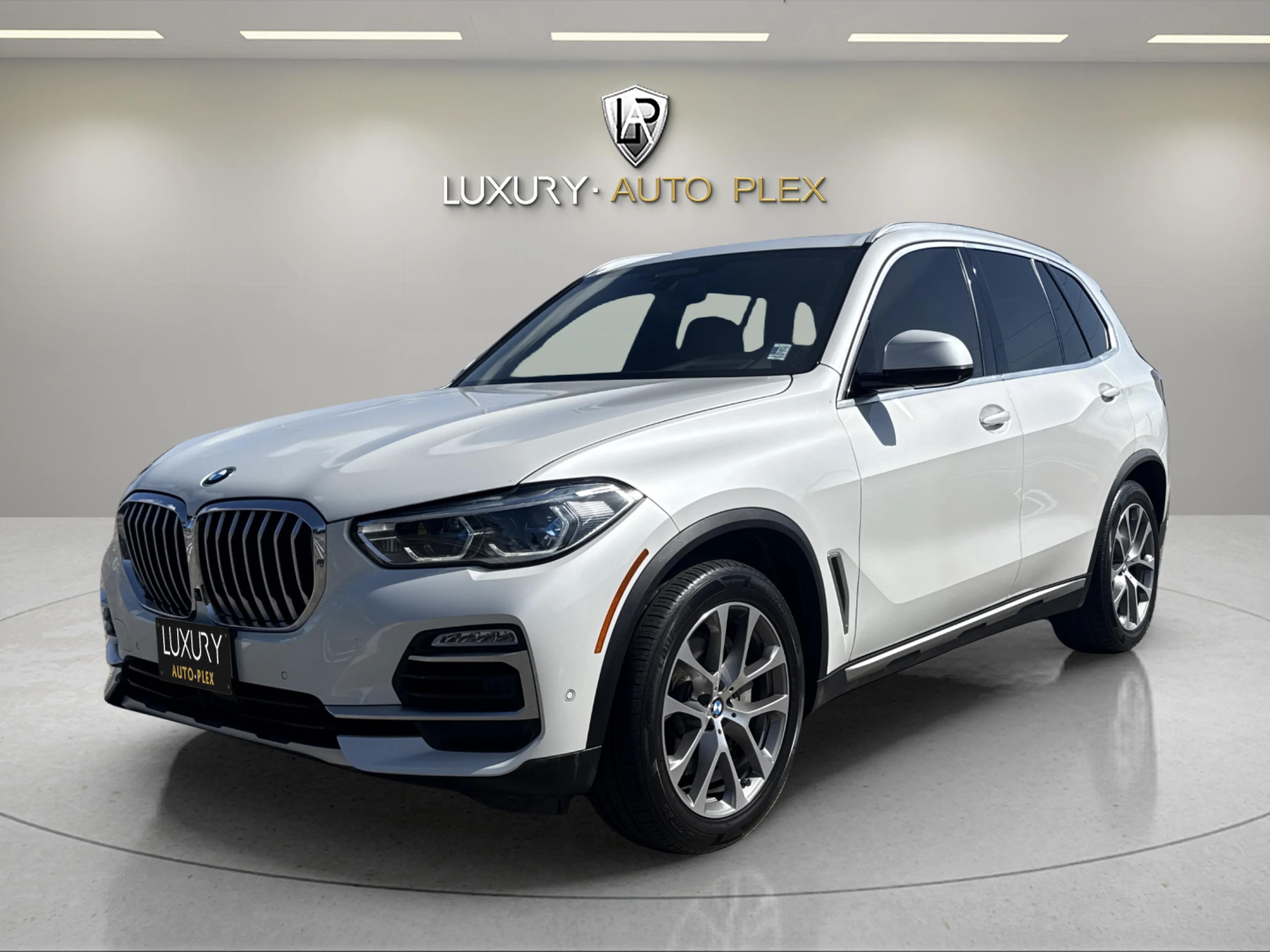 2019 BMW X5 xDrive50i's photo