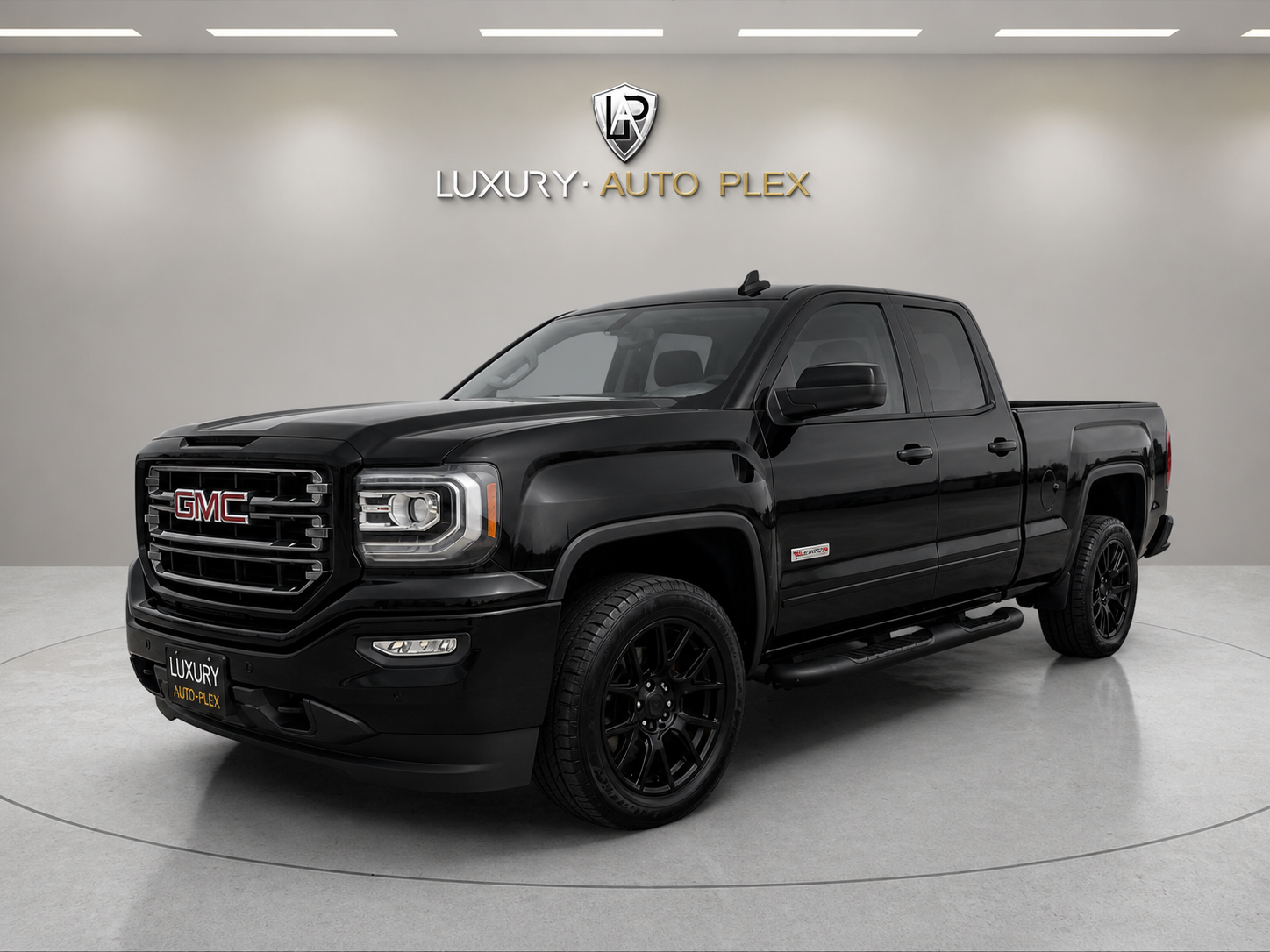 2018 GMC Sierra 4WD Double Cab Standard Box SLT's photo
