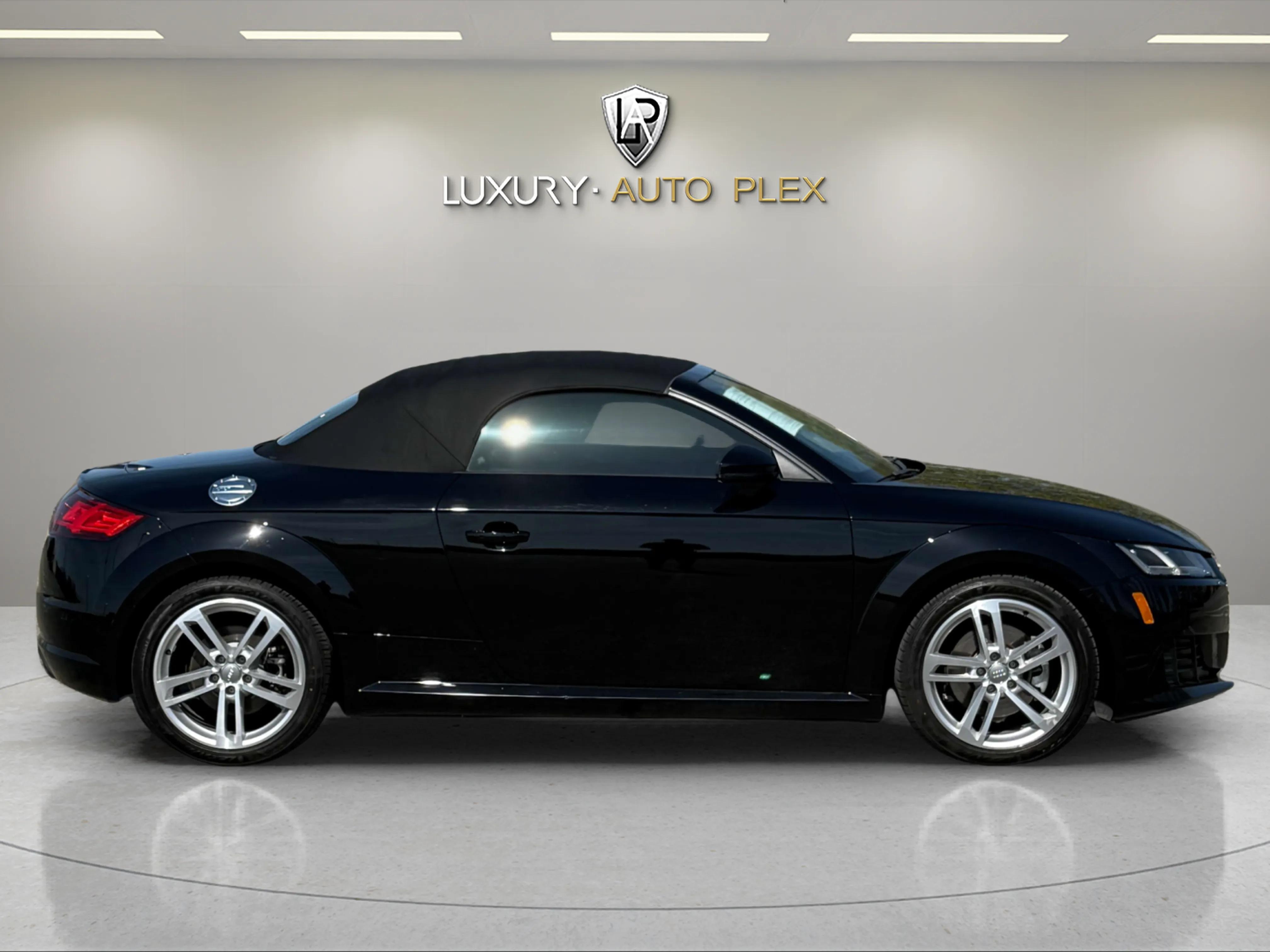 2016 Audi TT Roadster Base - Photo 11